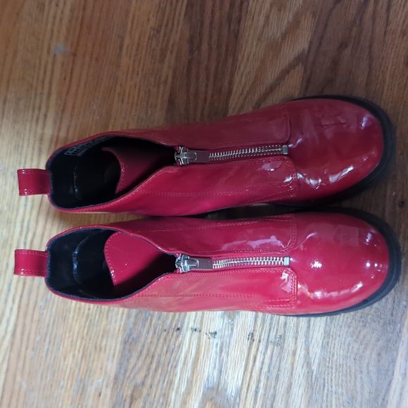 GAP Red Patent Leather Kids Zip Boots - Picture 3 of 7